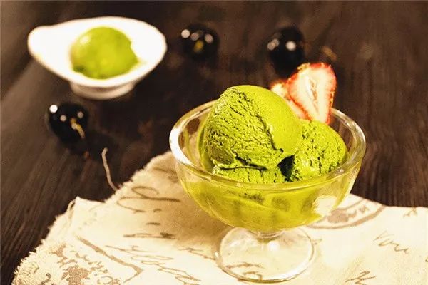 懒人冰淇淋,3步就搞定,告别奶油和冰淇淋机!(图6) 懒人冰淇淋,3步就搞定,告别奶油和冰淇淋机!(6)