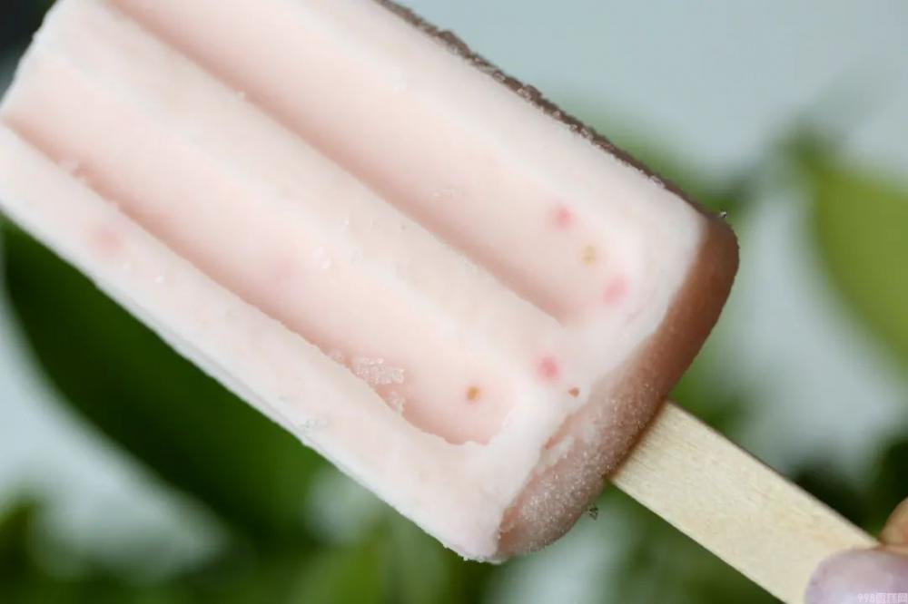 吃完17个桃子冰淇淋,你觉得哪款最好吃?(图34) 吃完17个桃子冰淇淋,你觉得哪款最好吃?(34)