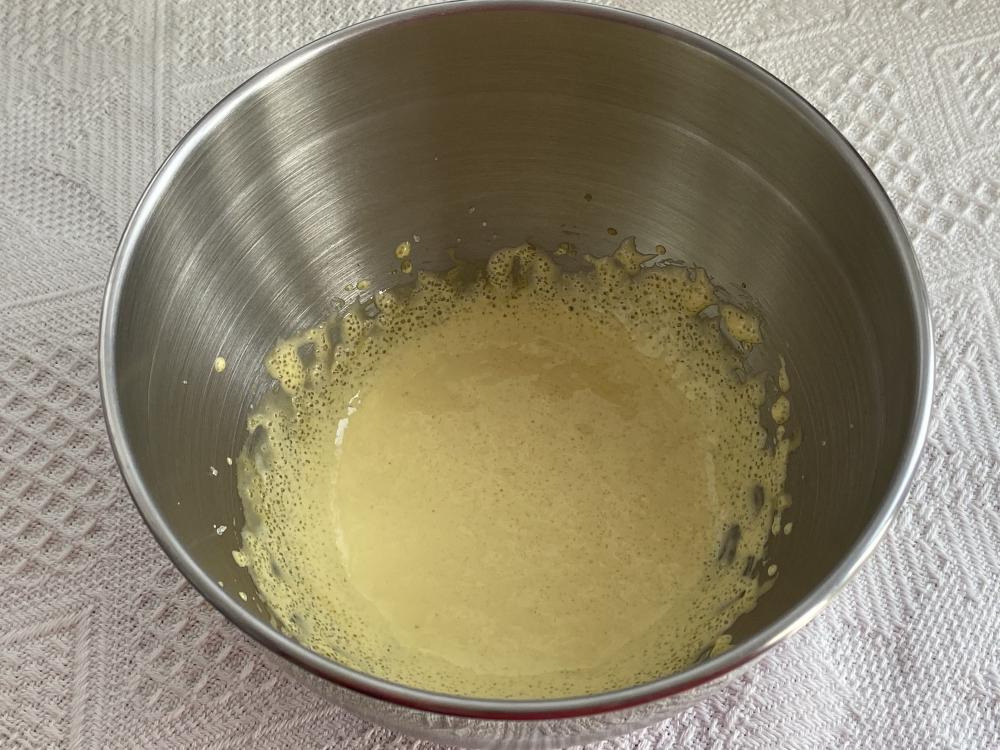 香草口味冰淇淋怎么做(做法和配方分享)(图3) 香草口味冰淇淋怎么做(做法和配方分享)(3)