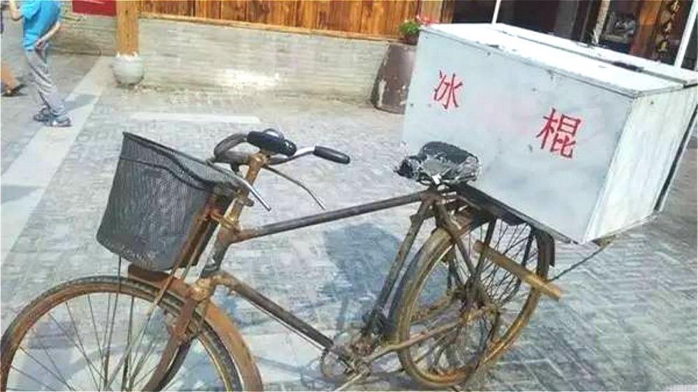 老式冰棍怎么做(只需要四种材料五分钟)(1) 老式冰棍怎么做(只需要四种材料五分钟)(1)