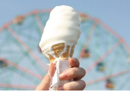 雪糕融化了还能吃吗（解读雪糕融化再冷冻有毒吗）(1)