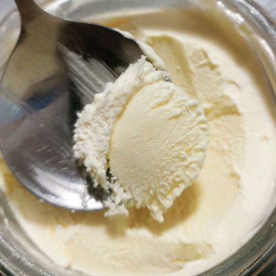 牛奶冰淇淋怎么制作（自制奶香冰淇淋步骤分享）(13)