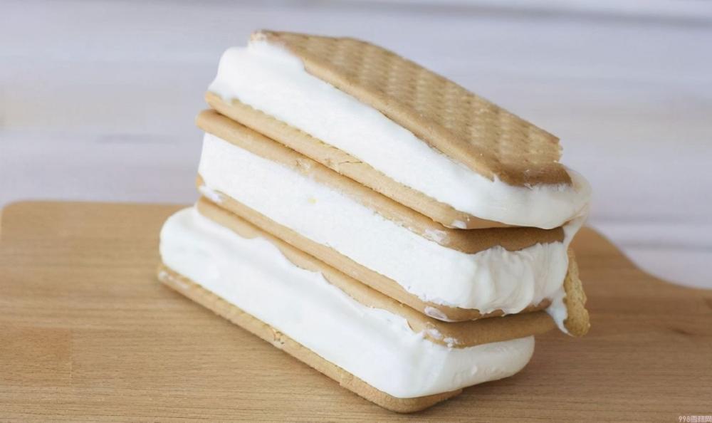 小布丁雪糕好吃吗（盘点那些曾经吃过的平价雪糕）(11)