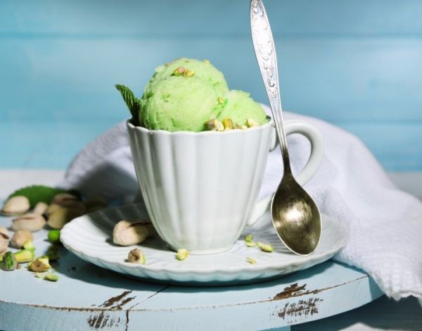 抹茶雪糕做法（解析抹茶冰淇淋的经典做法）(1)