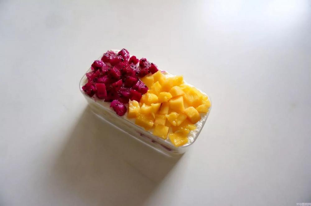 水果冰淇淋蛋糕做法（冰淇淋蛋糕的做法窍门）(7)