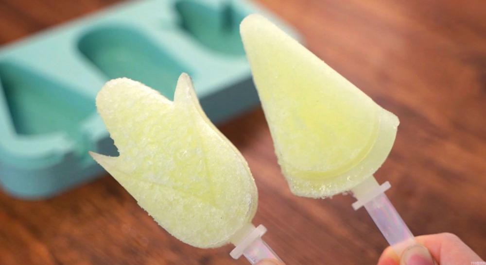 绿舌头雪糕做法（分享一口感受夏季的凉爽好吃到跺脚）(3)