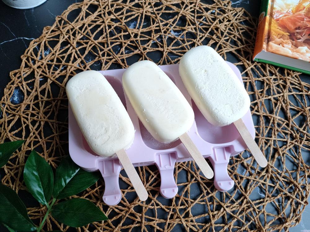 软雪糕做法（告诉你做雪糕想要口感松软无冰渣这样做）(1)