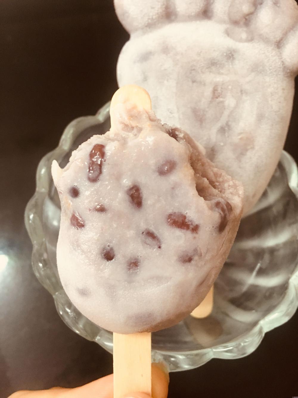 一瓶牛奶，一碗红豆，教你们做出美味鲜奶红豆冰棒(1)