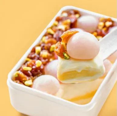 伊利甄稀冰淇淋多少钱一个(伊利冰淇淋图片大全 价格表)(图1) 伊利甄稀冰淇淋多少钱一个(伊利冰淇淋图片大全 价格表)(1)