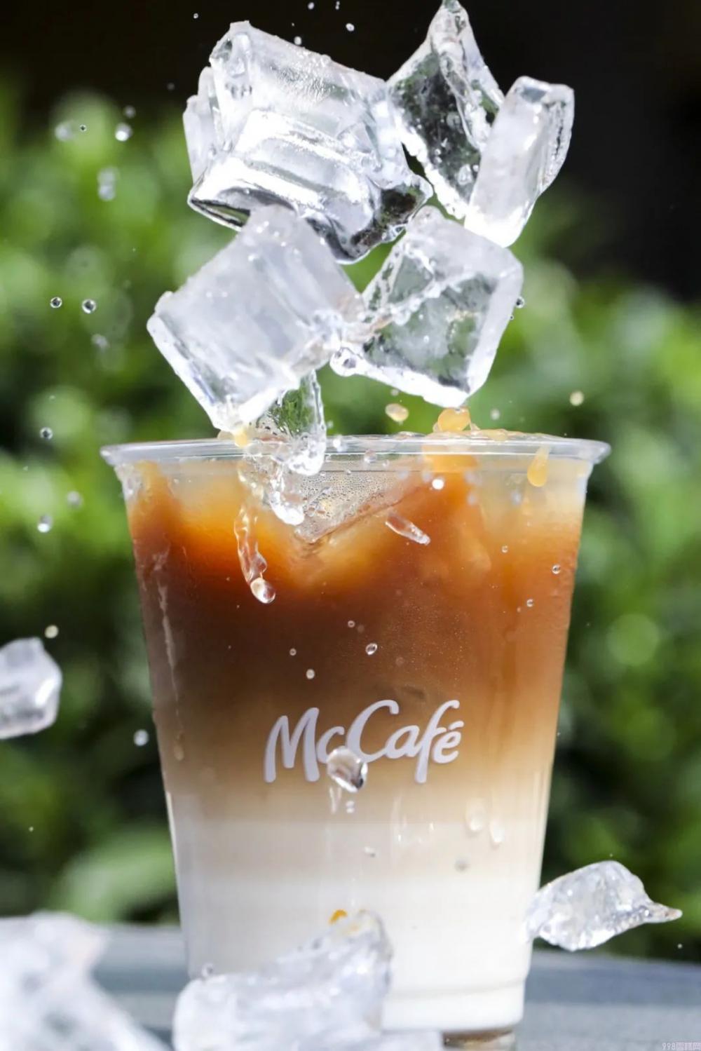 伊利甄稀冰淇淋多少钱一个(伊利冰淇淋图片大全 价格表)(图6) 伊利甄稀冰淇淋多少钱一个(伊利冰淇淋图片大全 价格表)(6)